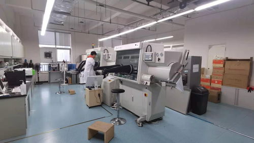 薄膜太陽(yáng)能技術(shù)研究中的新型膜材料制造 智能制造技術(shù)研究所的創(chuàng)新路徑