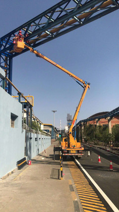 高空作業車的租賃指南 選擇高空車、云梯車、登高車與升降車的專業解析